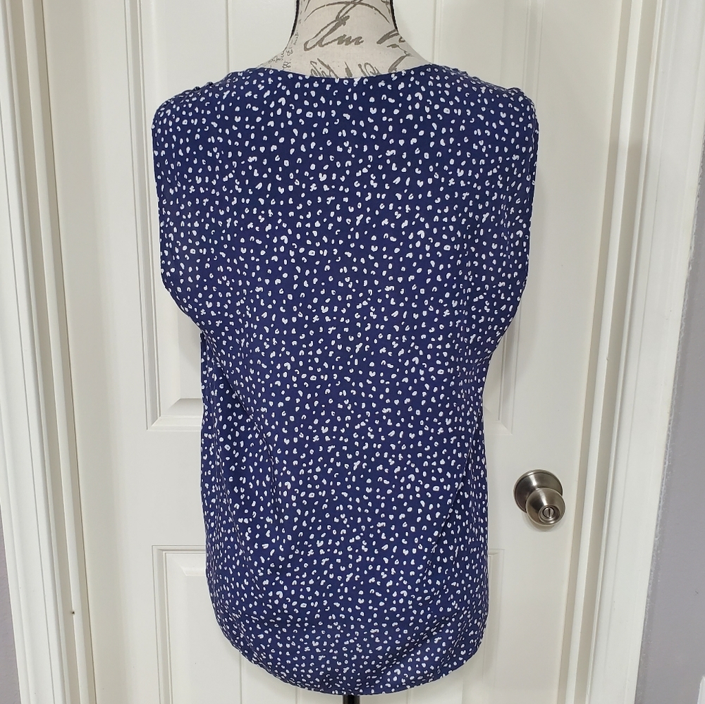 Old Navy Ruched Shoulder High-Low Blouse - Picture 4 of 6